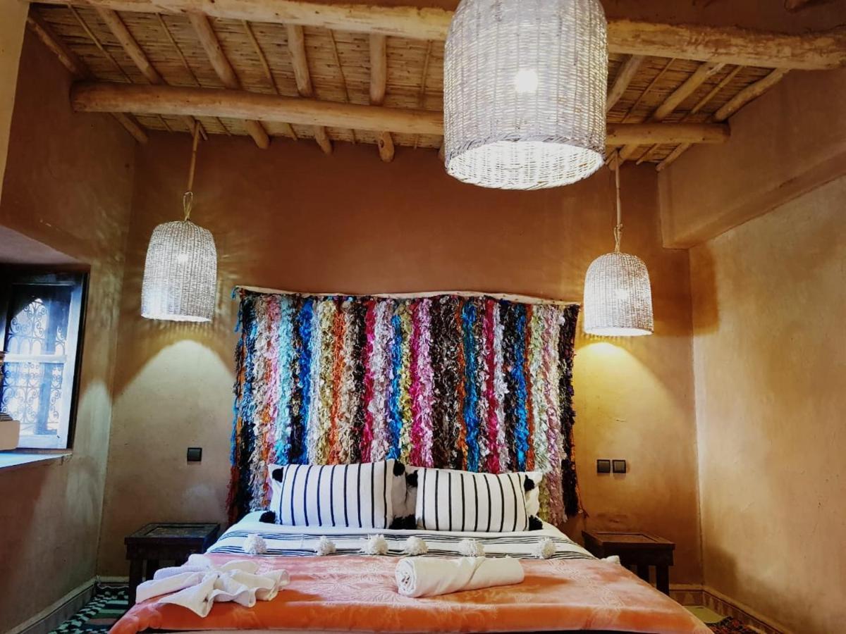 Bed and Breakfast Dar Isselday Tisseldeï Exterior foto