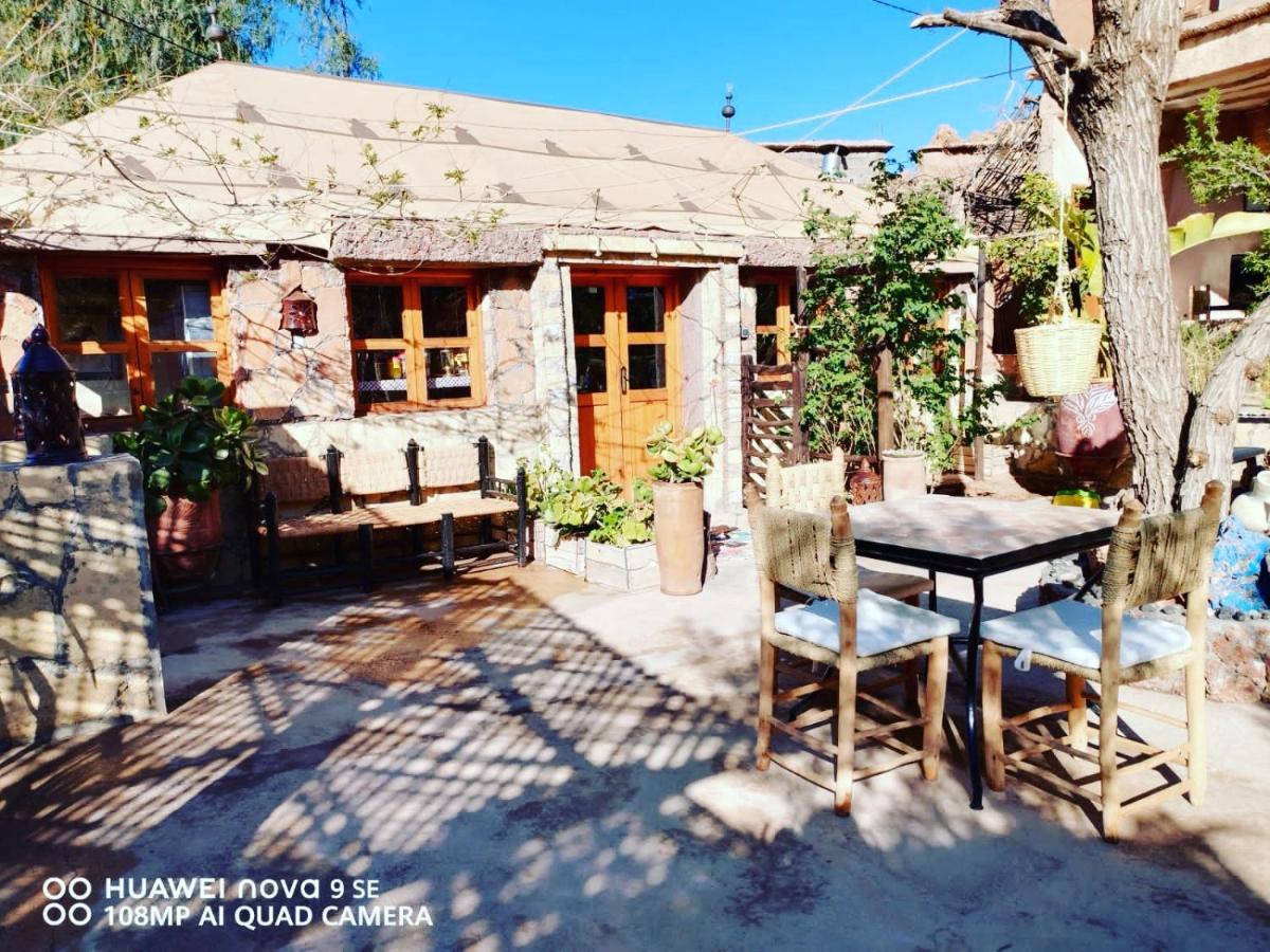 Bed and Breakfast Dar Isselday Tisseldeï Exterior foto