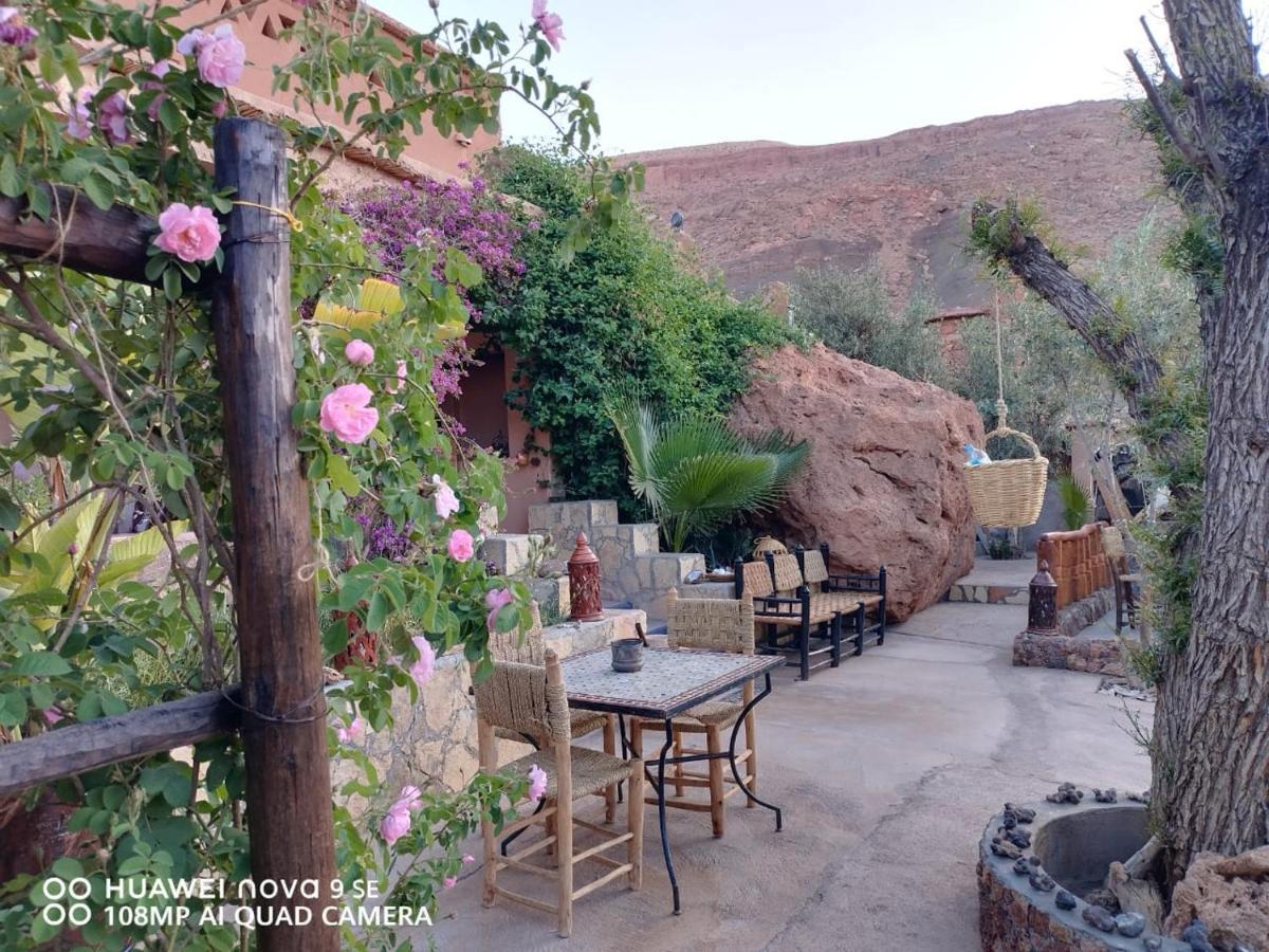 Bed and Breakfast Dar Isselday Tisseldeï Exterior foto