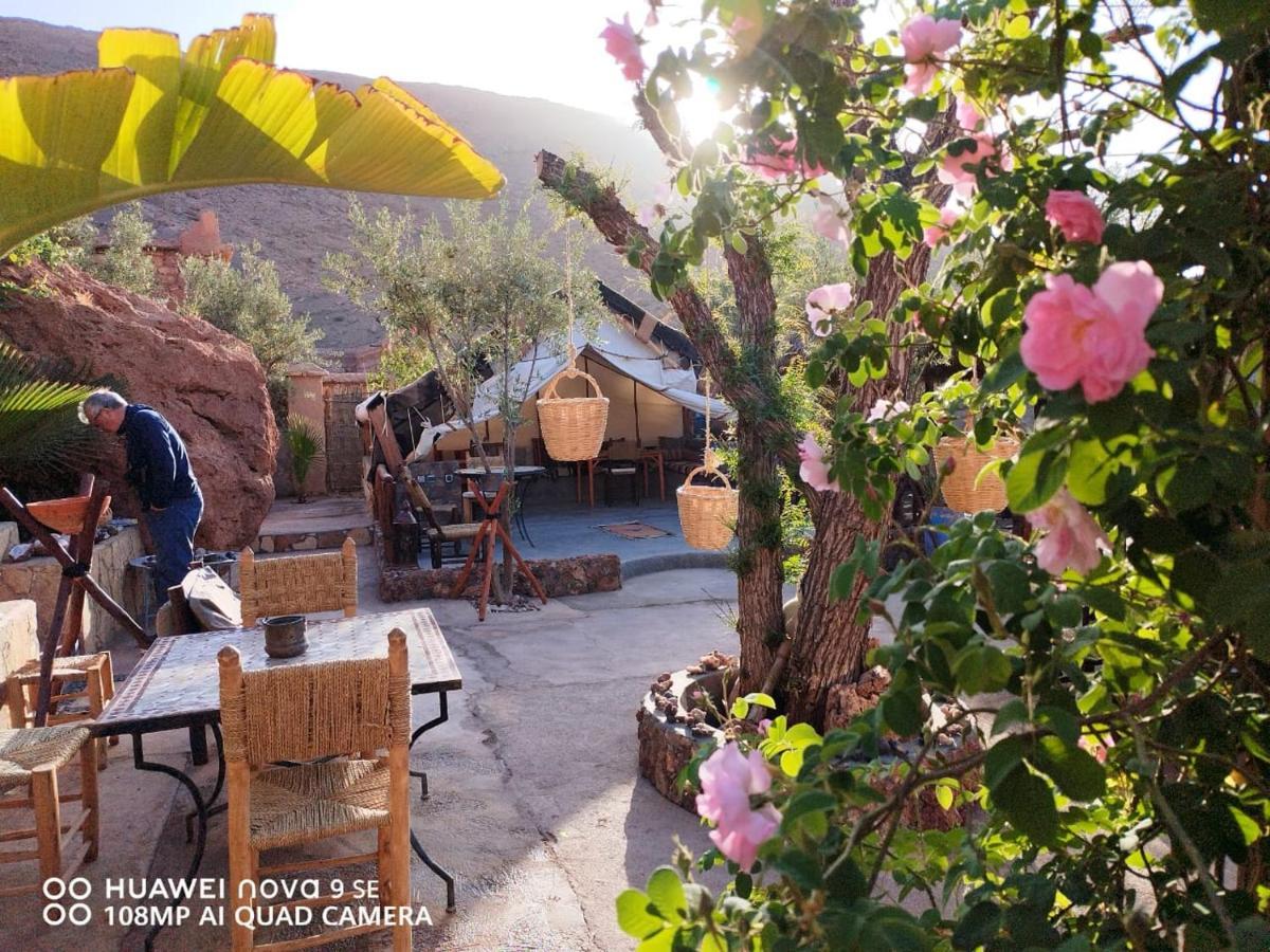 Bed and Breakfast Dar Isselday Tisseldeï Exterior foto