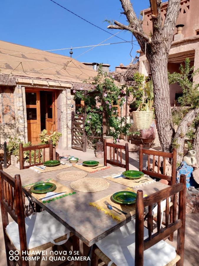 Bed and Breakfast Dar Isselday Tisseldeï Exterior foto